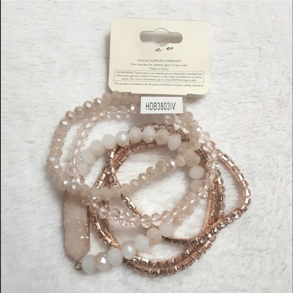 Assorted Bracelet Set - Picture 4 of 6